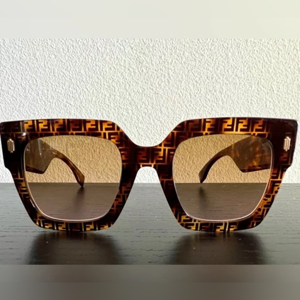 Fendi Roma Havana Brown Oversized Square Sunglasses Zucca Monogram Logo - Picture 4 of 7
